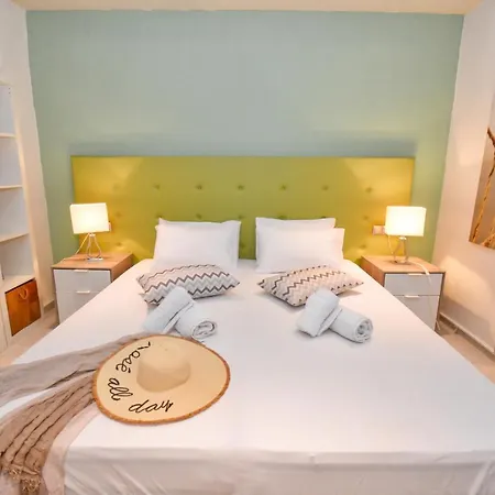 Apartment Marinos
