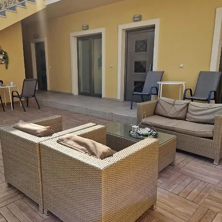 Marinos Apartment