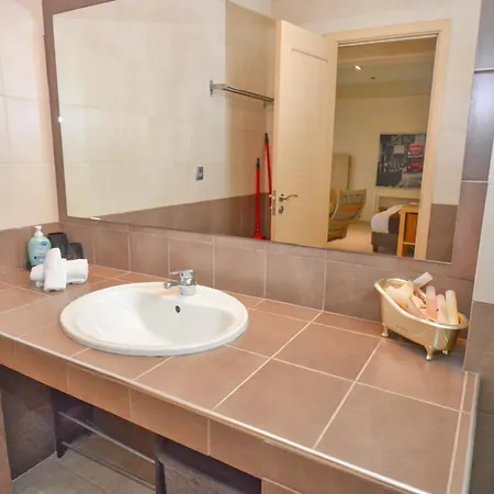 Marinos Appartement Kávos